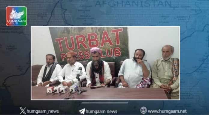 تربت: لاپتہ حیات سبزل اگر تین دن کے اندر بازیاب نہیں ہوئے تو احتجاج کی جانب جائیں گے۔لواحقین کا پریس کانفرنس