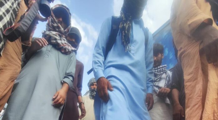 ریاست بھوکلاہٹ کا شکار،بلوچ راجی مچھی کے لیے جانے والوں پر تشدد اور سٹریٹ فائرنگ