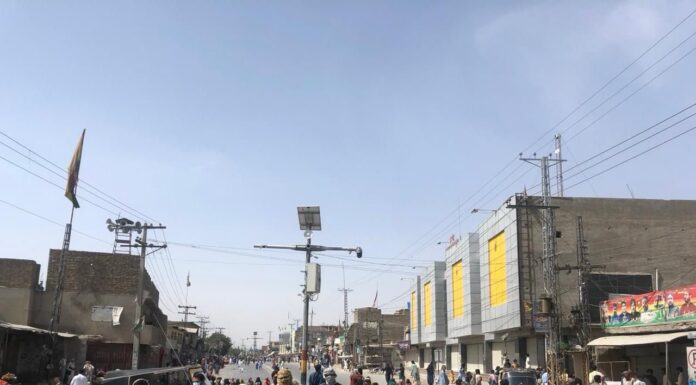 نوکنڈی دالبندین سریاب سمیت بلوچستان کے بیشتر شہروں میں مکمل ہڑتال،دکانیں اور دیگر کاروباری مراکز بند۔
