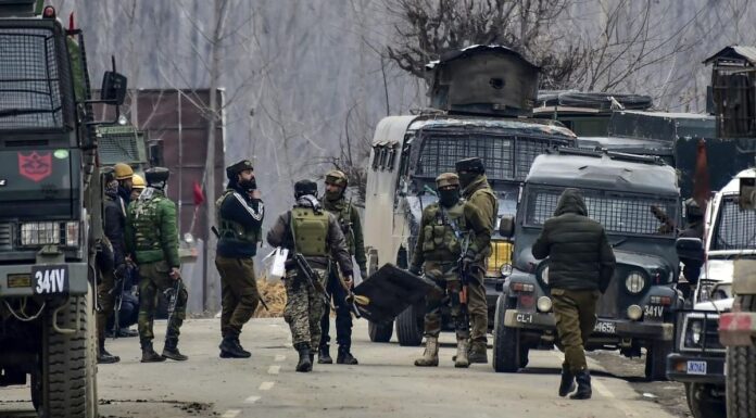 پاکستانی حمایت یافتہ کشمیری جنگ سے ہندوستان کے 11فوجی مارے جاچکے ہیں