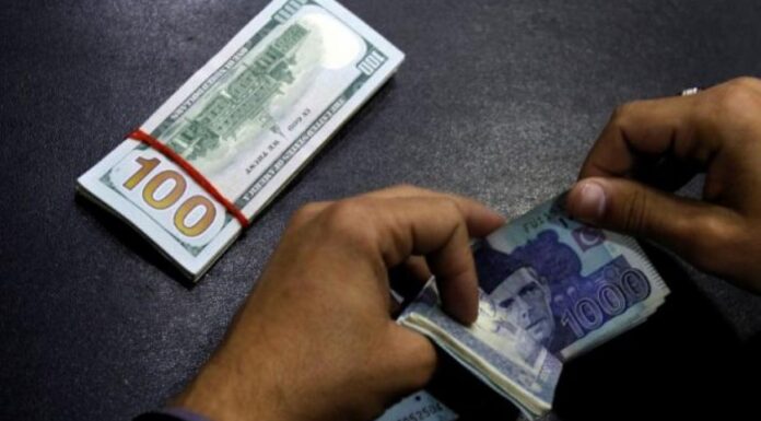 پاکستان اپنے 15 بلین ڈالر کے توانائی کے قرض کی تنظیم نو کے لیے چین سے رجوع کرے گا۔ ہمگام رپورٹ