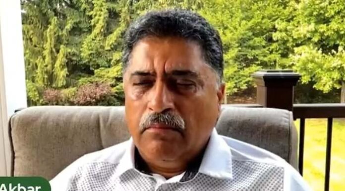قابض پاکستان کی فوج میں بغاوت اور اختلافات کی وجہ سے فوجی اہلکار اکبر حسین کا کورٹ مارشل ہوا۔