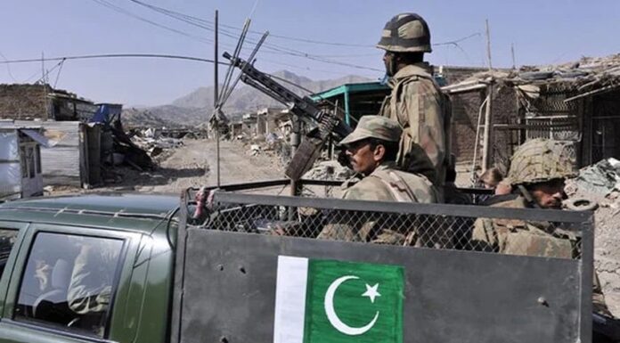 خیبر کی وادی تیراہ میں مسلح افراد کا قابض فورسز کی چوکی پر حملہ، 4 فوجی ہلاک، 9 زخمی
