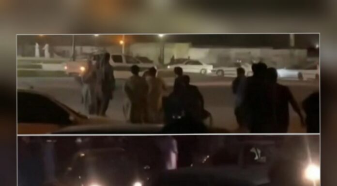 ایرانشہر میں قابض ایرانی پولیس اور عوام کے درمیان تصادم ، عوام کا پتھراؤ پولیس بھاگ گیا