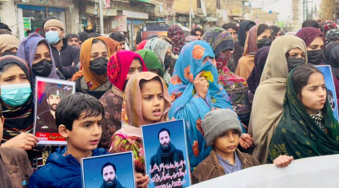 قابض پاکستانی فوج کے ہاتھوں لاپتہ افراد کی بازیابی کیلے شال سمیت مختلف علاقوں میں شاہرائیں بند