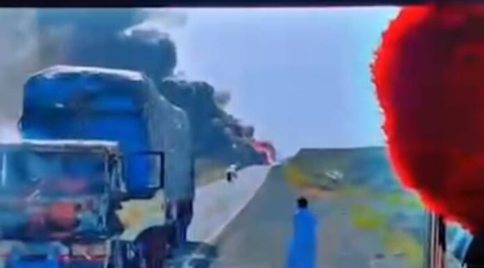 کیچ، تجابان ھپتاری کور کے قریب معدنیات لے جانے والے گاڑیوں پر مسلح حملہ