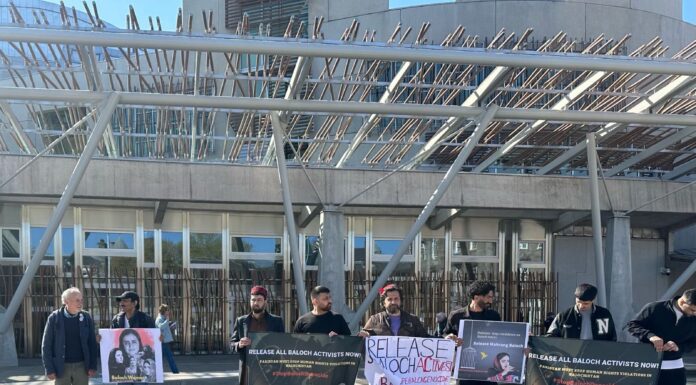 بلوچ کمیونٹی اسکاٹ لینڈ کی طرف سے بلوچستان میں انسانی حقوق کی پائمالیوں کے خلاف مظاہرہ