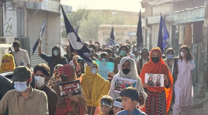 مستونگ، بی وائی سی کی اپیل پر ماورائے عدالت قتل، جبری گمشدگیوں کے خلاف احتجاج