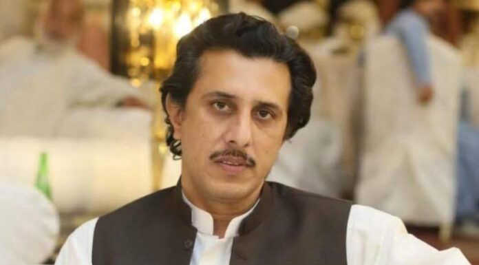 خضدار، نامعلوم مسلح افراد کا حملہ، ڈیتھ اسکواڈ کے سرغنہ شفیق مینگل کا بھائی ہلاک۔