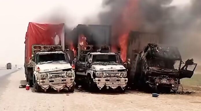 مستونگ معدنیات لیجانے والی ٹرکوں پر مسلح افراد کا حملہ جاری