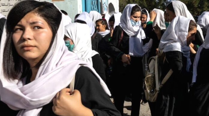 شرعی فہم کے لیے خطرہ‘، افغان طالبان نے سینکڑوں کتابوں اور 18 مضامین پر پابندی لگا دی