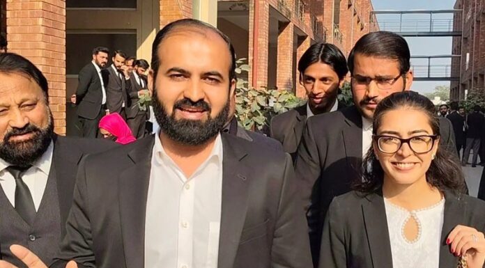 وکلاء اور انسانی حقوق کے کارکنان ایمان مزاری اور ہادی چٹھہ کے خلاف عدالتی ہراسانی فوری ختم کی جائے۔ ایمنسٹی انٹرنیشنل