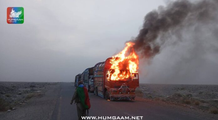 خاران: سی پیک روڈ پر سرمچاروں کی ناکہ بندی، معدنیات سے لدے ٹرکوں پر فائرنگ بعد ایک نذرآتش