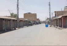 منگچر میں ایک ہفتہ سے کرفیو نافذ لوگ نان شبینہ کے محتاج ،نوشکی میں دوسرے دن بھی کرفیو بازار سنسان
