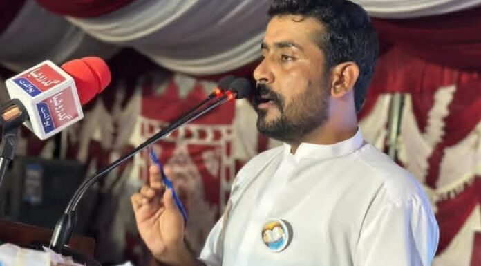 ریاست بلوچوں کو یہ باور کرا رہی ہے کہ ان کے وجود کو خطرہ ہے، سابق چیئرمین بساک